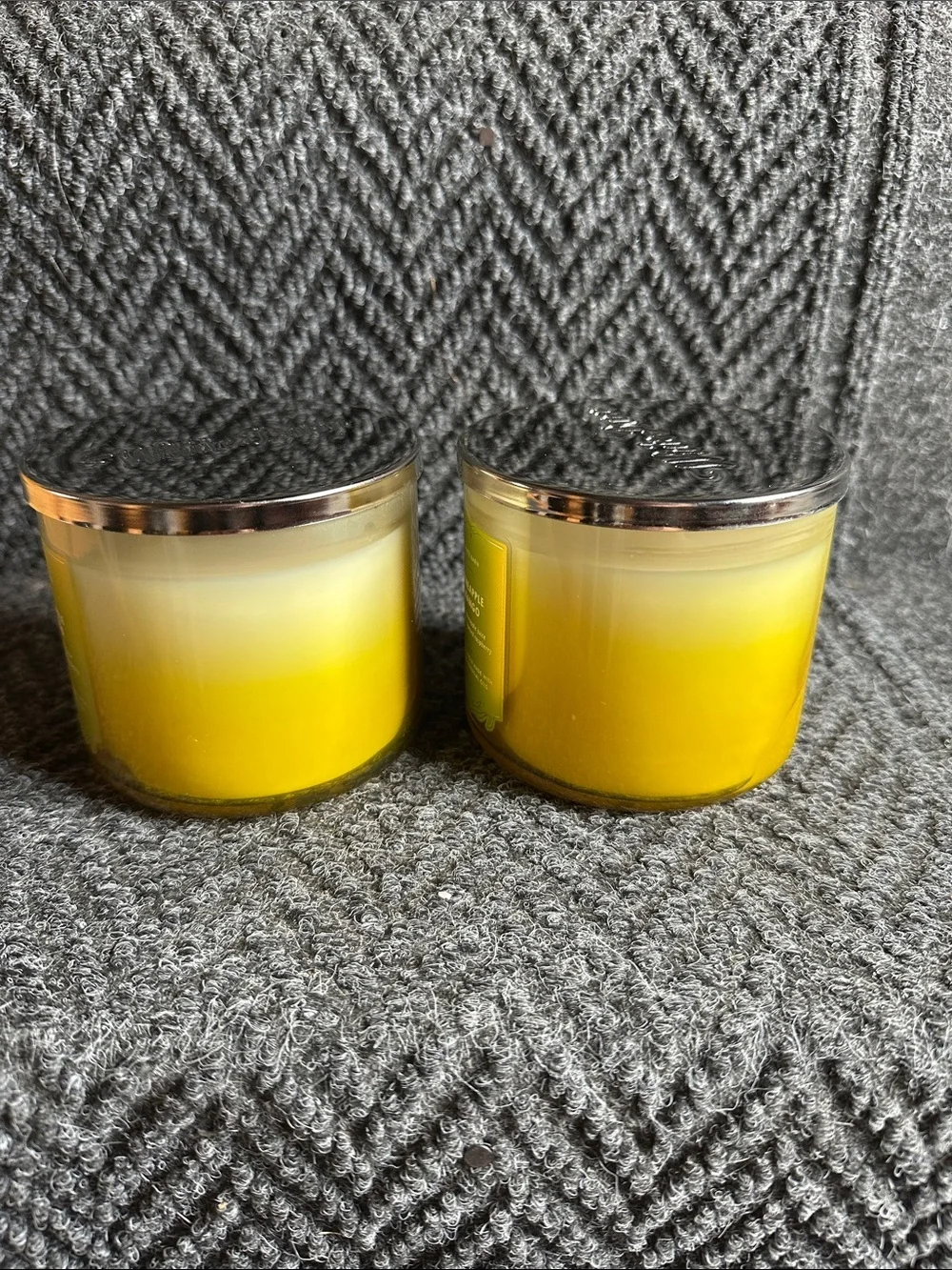 White Barn Pineapple Mango 3 Wick Candle